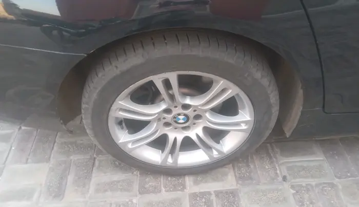 2013 BMW 5 Series 530D 3.0, Diesel, Automatic, 90,000 km, tyre