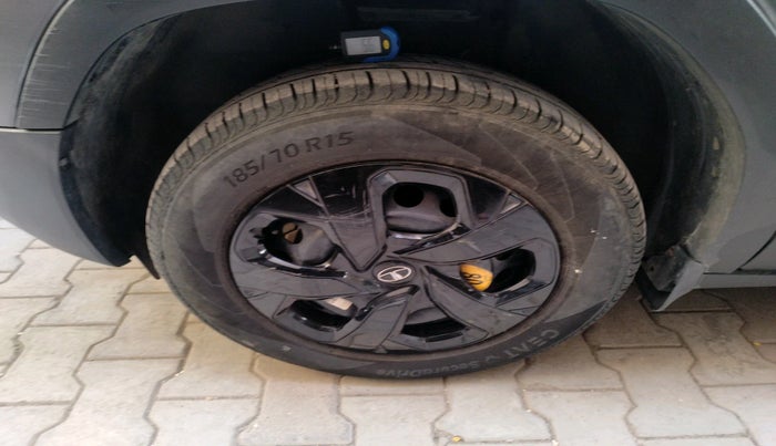 2022 Tata PUNCH ADVENTURE MT, Petrol, Manual, 41,911 km, tyre