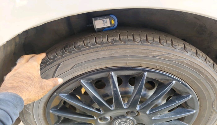 2017 Honda Jazz 1.2L I-VTEC SV, Petrol, Manual, 56,075 km, tyre