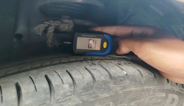 2025 Tata ALTROZ Pure S Petrol 5MT, Petrol, Manual, 2,517 km, tyre