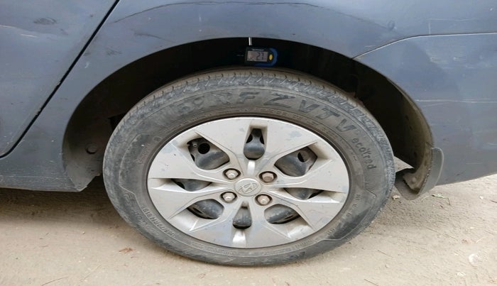 2016 Hyundai Xcent S 1.1 CRDI, Diesel, Manual, 1,35,280 km, tyre