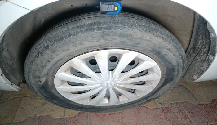 2016 Maruti Swift Dzire VXI, Petrol, Manual, 73,365 km, tyre