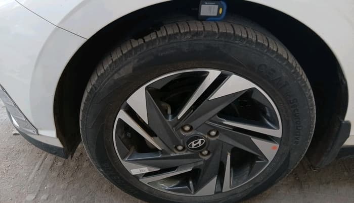 2022 Hyundai NEW I20 ASTA (O) 1.0 TURBO GDI DCT, Petrol, Automatic, 37,122 km, tyre
