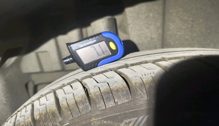 2014 Maruti Swift VDI, Diesel, Manual, 1,26,053 km, tyre