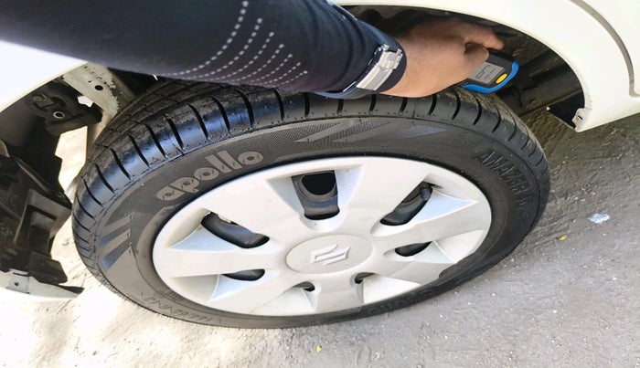 2015 Maruti Alto K10 VXI AMT, Petrol, Automatic, 7,204 km, tyre