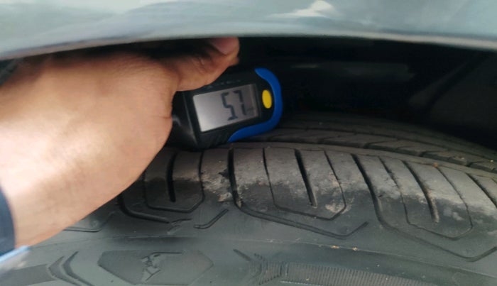 2021 Tata ALTROZ XT DIESEL, Diesel, Manual, 49,432 km, tyre