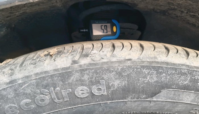 2012 Landrover Range Rover Evoque DYNAMIC SD4, Diesel, Automatic, 1,32,269 km, tyre