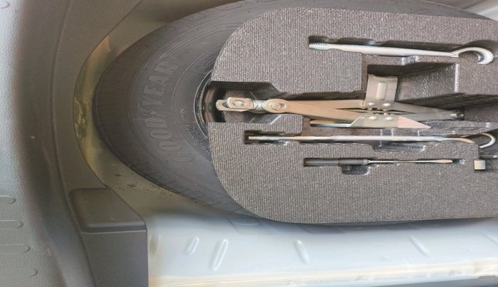 2023 Honda ELEVATE ZX CVT, Petrol, Automatic, 6,671 km, tyre