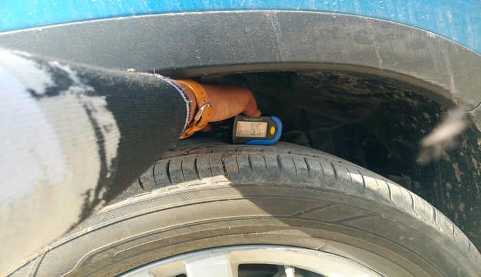 2017 Maruti Vitara Brezza ZDI PLUS DUAL TONE, Diesel, Manual, 42,022 km, tyre