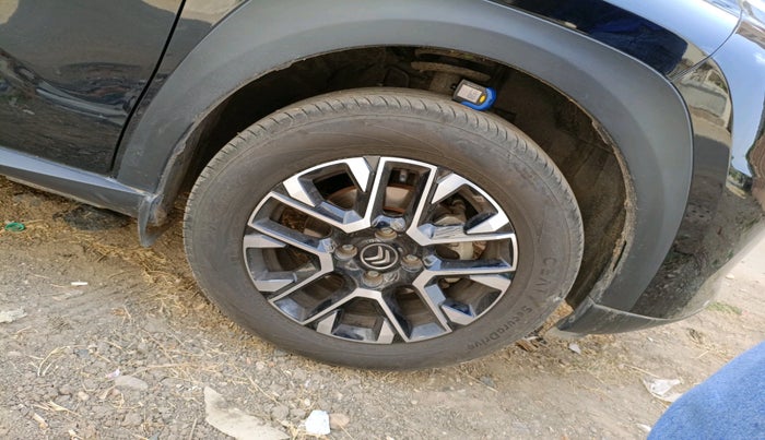 2025 CITROEN Basalt Max 1.2 Turbo Petrol MT, Petrol, Manual, 6,920 km, tyre