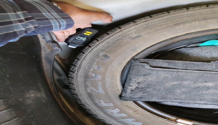 2018 Hyundai Elite i20 ASTA 1.4 CRDI (O), Diesel, Manual, 82,911 km, tyre