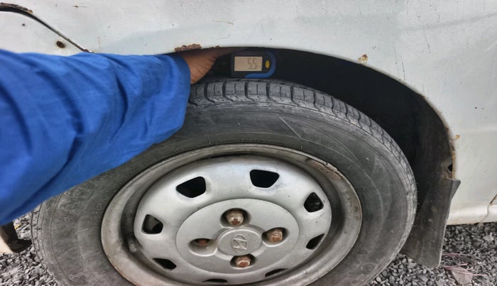 2011 Hyundai Santro Xing GL PLUS, CNG, Manual, 1,17,613 km, tyre