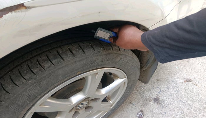 2012 Volkswagen Vento HIGHLINE 1.6 MPI, Petrol, Manual, 1,15,228 km, tyre