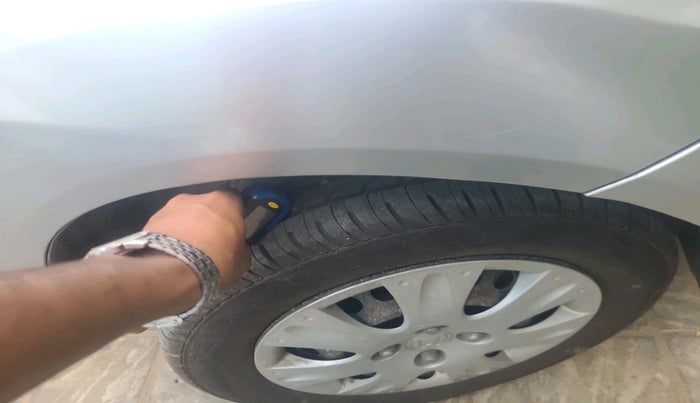 2015 Honda Brio S MT, Petrol, Manual, 40,302 km, tyre