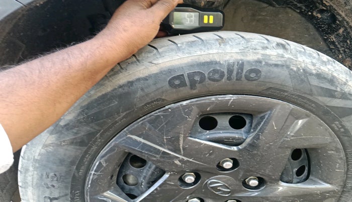 2023 Hyundai VENUE SX 1.2 PETROL, Petrol, Manual, 37,635 km, tyre