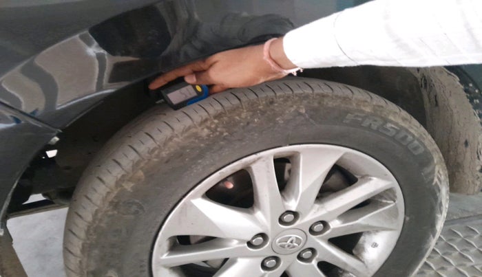 2020 Toyota Innova Crysta 2.4 VX 7 STR, Diesel, Manual, 82,037 km, tyre