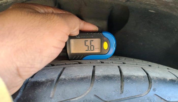 2024 KIA SELTOS  HTK PLUS 1.5 PETROL MT, Petrol, Manual, 23,047 km, tyre