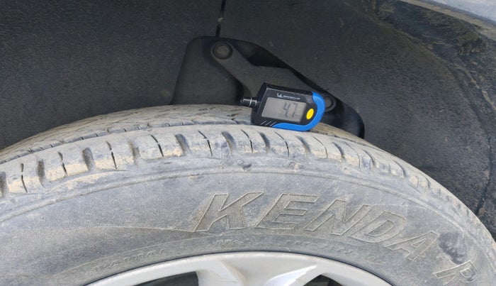 2019 Tata Harrier XZ 2.0L, Diesel, Manual, 77,262 km, tyre