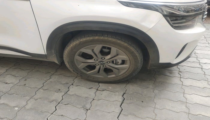 2023 KIA SELTOS HTX PETROL 1.5, Petrol, Manual, 49,341 km, tyre