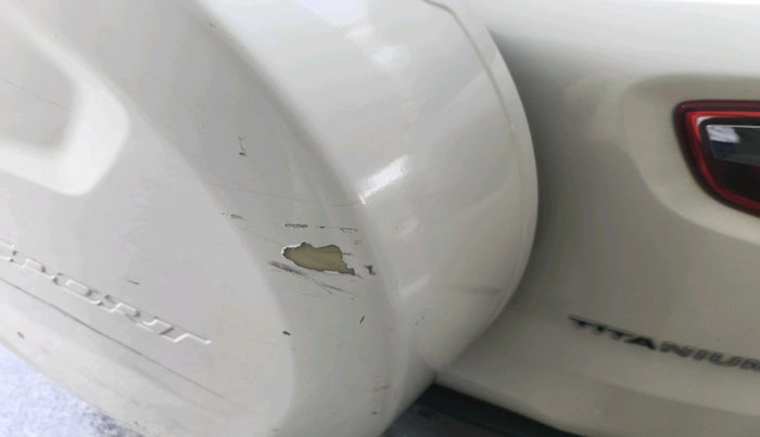 2015 Ford Ecosport TITANIUM 1.5L PETROL, Petrol, Manual, 1,17,517 km, tyre