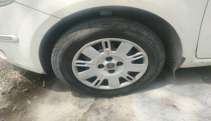 2011 Fiat Grand Punto ACTIVE 1.3, Diesel, Manual, 80,108 km, tyre