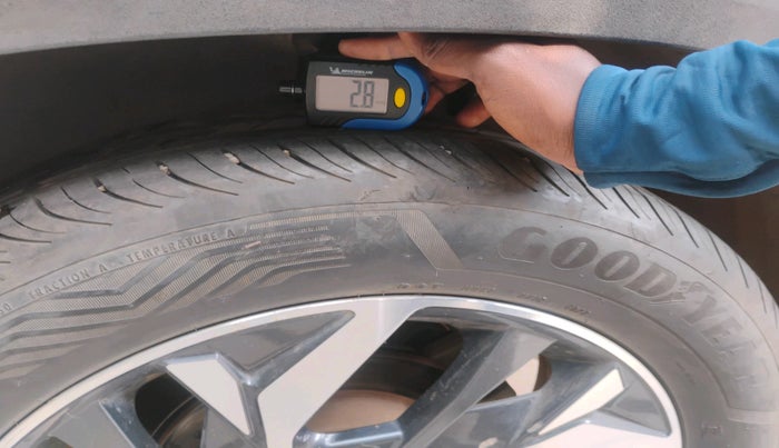 2021 Hyundai Creta SX (O) 1.5 DIESEL, Diesel, Manual, 1,06,091 km, tyre