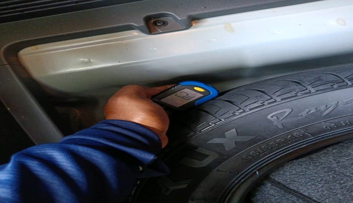 2025 KIA SYROS  HTX 1.0 Turbo 6MT, Petrol, Manual, 16,461 km, tyre