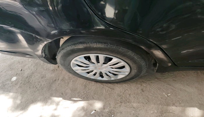 2010 Maruti Swift Dzire VDI, Diesel, Manual, 1,44,231 km, tyre