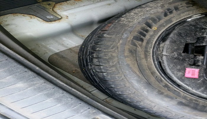 2017 Hyundai Creta SX PLUS AT 1.6 DIESEL, Diesel, Automatic, 42,806 km, tyre