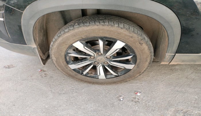 2020 MG HECTOR SHARP 2.0 DIESEL, Diesel, Manual, 46,212 km, tyre