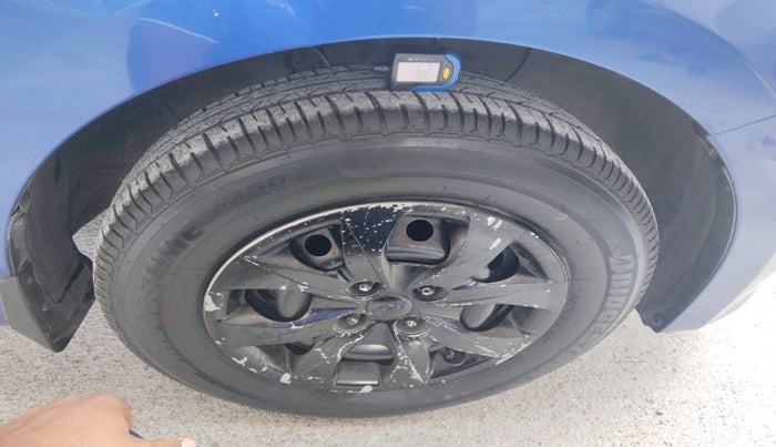 2016 Hyundai Elite i20 SPORTZ 1.2, Petrol, Manual, 35,711 km, tyre