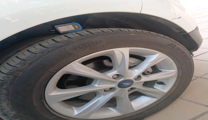 2021 Ford Ecosport TITANIUM 1.5L DIESEL, Diesel, Manual, 18,853 km, tyre