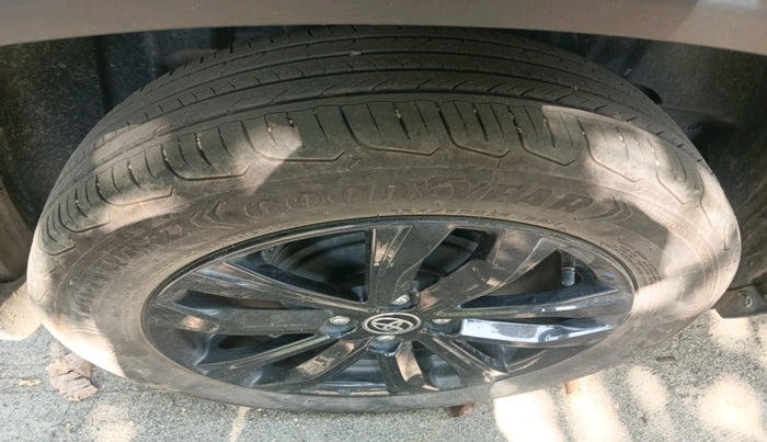 2024 Toyota Urban Cruiser Taisor S Plus 1.2 Petrol AMT, Petrol, Automatic, 22,164 km, tyre