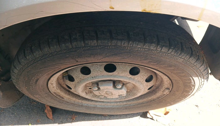 2005 Hyundai Getz GVS, Petrol, Manual, 44,909 km, tyre