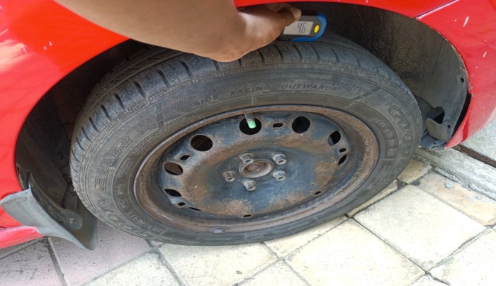 2013 Volkswagen Polo COMFORTLINE 1.2L PETROL, Petrol, Manual, 59,259 km, tyre