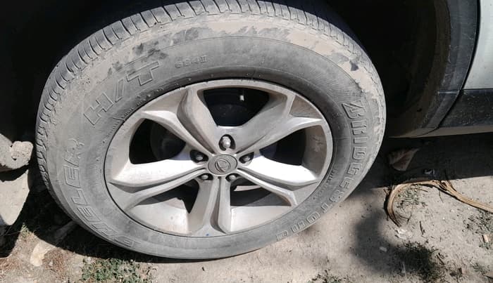 2019 Tata Harrier XZ 2.0L, Diesel, Manual, 1,20,500 km, tyre