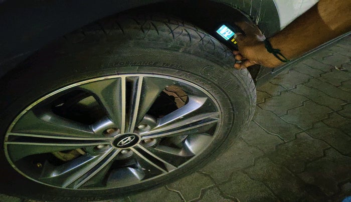 2016 Hyundai Creta SX 1.6 DIESEL, Diesel, Manual, 1,49,550 km, tyre