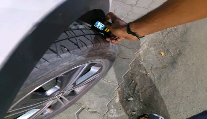 2016 Hyundai Creta SX 1.6 DIESEL, Diesel, Manual, 1,49,550 km, tyre