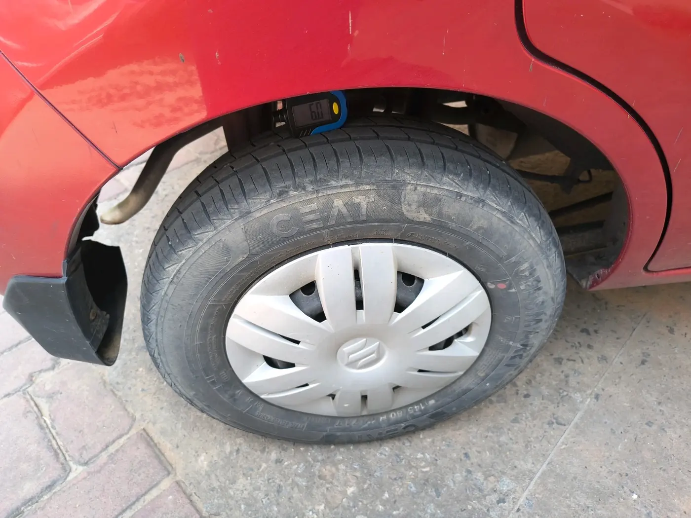 2022 Maruti Alto LXI O, Petrol, Manual, 2,544 km, tyre
