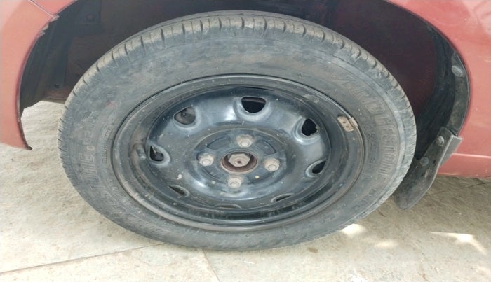 2011 Maruti Alto K10 VXI, Petrol, Manual, 45,610 km, tyre