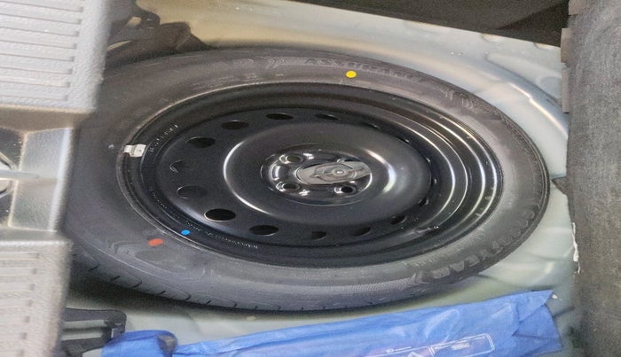 2024 Maruti FRONX DELTA PLUS 1.2L AGS, Petrol, Automatic, 14,900 km, tyre