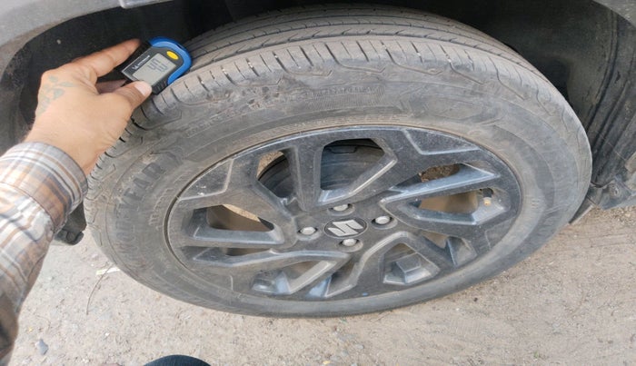 2024 Maruti FRONX DELTA PLUS 1.2L AGS, Petrol, Automatic, 14,900 km, tyre