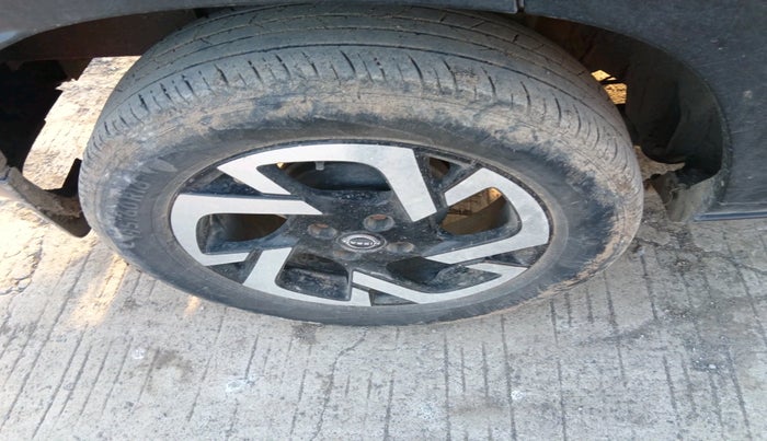 2021 Nissan MAGNITE XV PREMIUM TURBO (O), Petrol, Manual, 53,344 km, tyre