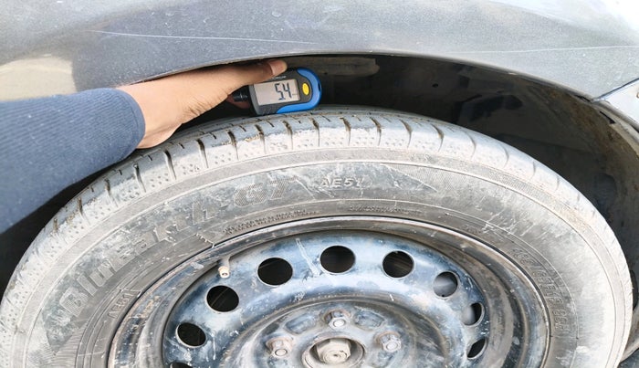 2013 Maruti Ertiga VDI, Diesel, Manual, 1,34,351 km, tyre