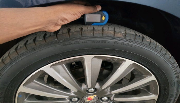 2023 Maruti Ciaz ALPHA 1.5 SHVS PETROL, Petrol, Manual, 6,860 km, tyre