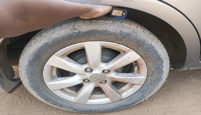 2012 Nissan Sunny XV PETROL, CNG, Manual, 71,780 km, tyre