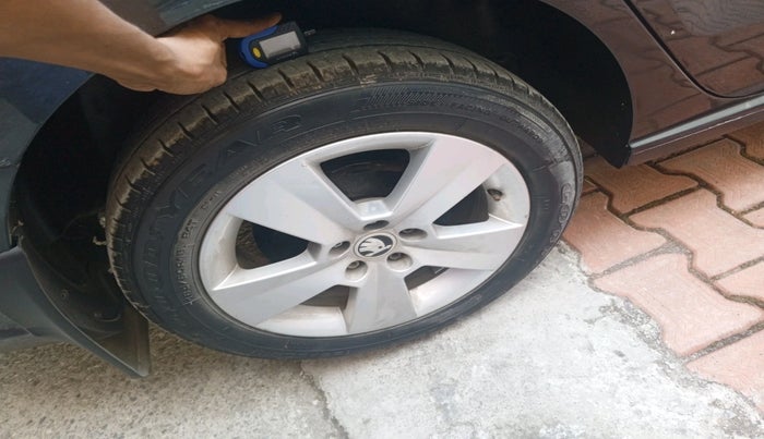 2020 Skoda Rapid 1.0 AMBITION TSI MT, Petrol, Manual, 14,994 km, tyre