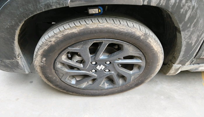 2024 Maruti FRONX DELTA PLUS 1.0 TURBO MT, Petrol, Manual, 20,982 km, tyre