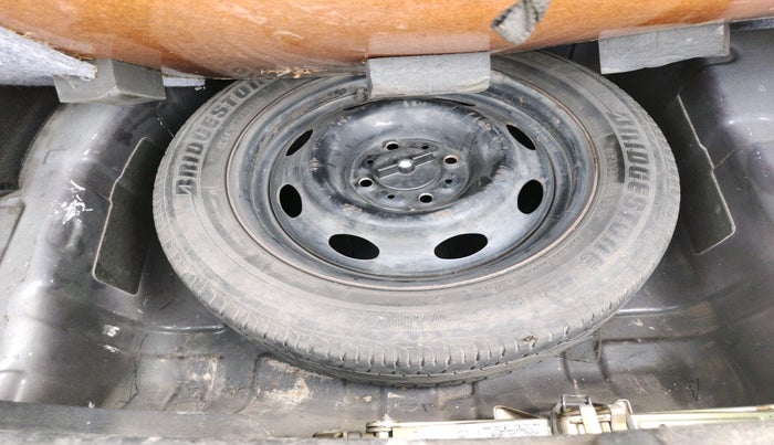 2016 Tata Zest XMS PETROL, Petrol, Manual, 1,28,388 km, tyre