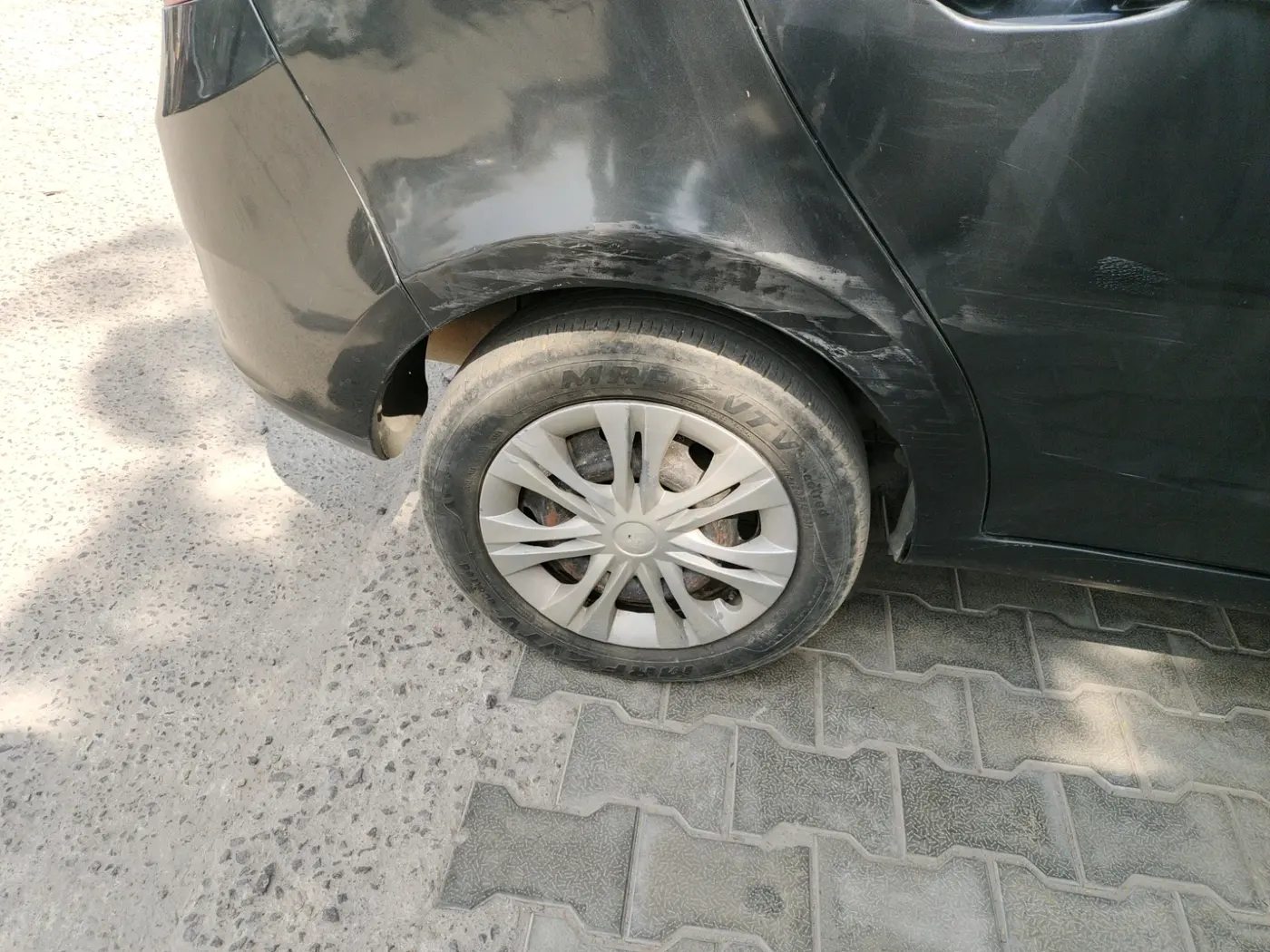 2016 Tata Zest XMS PETROL, Petrol, Manual, 1,28,388 km, tyre